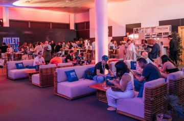 Enjoy Traction Terrace during the Madrid Grand Prix.</br>An exceptional setting to savour every moment of the competition.</br>Discover Formula 1 from a new perspective.