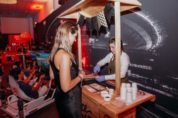 Traction Terrace welcomes you for an unforgettable Grand Prix.</br>Experience the passion of Formula 1 in a privileged setting.</br>Exclusivity and excitement await you at Madring.