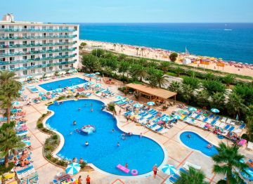 4-star Golden Taurus Park Hotel <br /> Costa Barcelona-Maresme, Pineda de Mar <br /> Spanish GP F1, Circuit de Barcelona-Catalunya